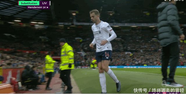 曼联与西汉姆联之战，梅诺再次坐足90分钟冷板凳。