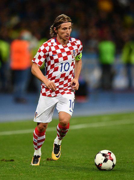 WTT总决赛：首个世界前十被淘汰！邱党1-4败北，男单8强已出其二