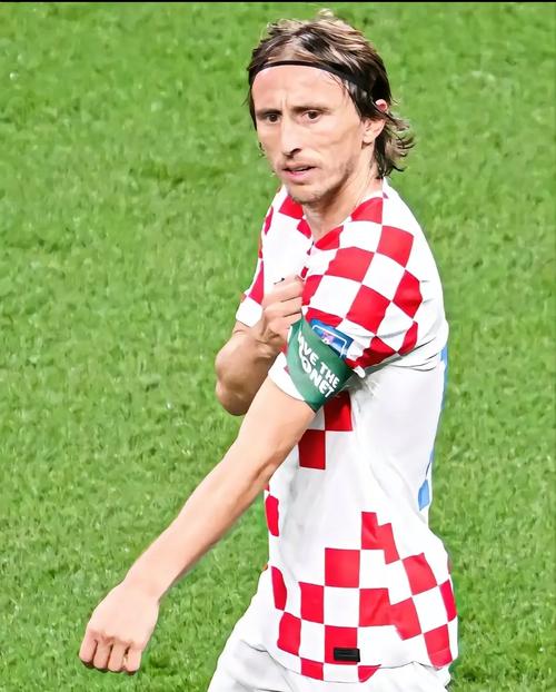 韩鹏：徐根宝指导80多岁高龄还在工作一线，这非常让人感动