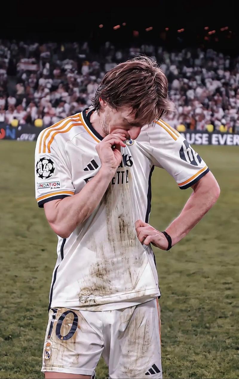 凯尔：我们在尽全力留施洛特贝克；球员有时会因各种原因离队